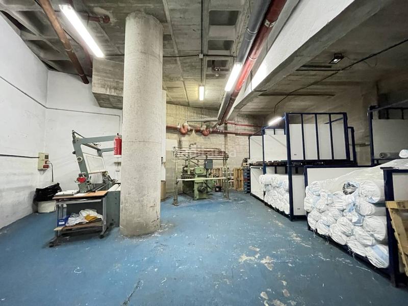 Foto 00d90d38-d750-4fa6-84eb-0e75511110a5. Local comercial nave industrial en venta en el Bon Pastor08030 en Barcelona