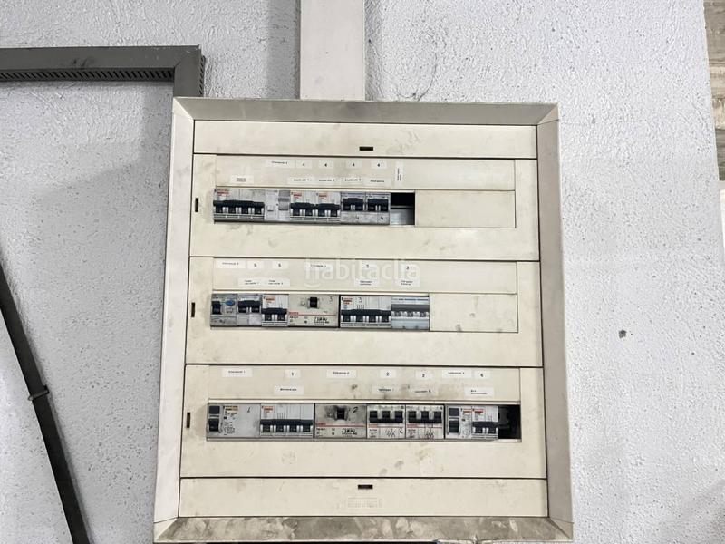 Foto a6947901-15c0-46a6-9966-9d84d1ec7268. Local comercial nave industrial en venta en el Bon Pastor08030 en Barcelona