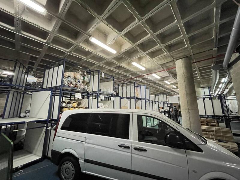 Foto b11ff7f7-6617-465e-9f98-e2031837af1e. Local comercial nave industrial en venta en el Bon Pastor08030 en Barcelona