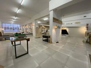 Business premise in Viladomat