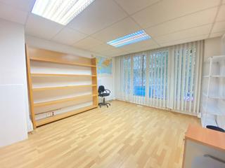 Miete Büro in Balmes 440. Oficina en alquiler en el putxetel farró08022