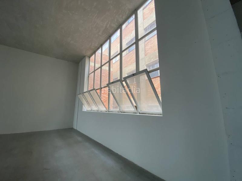 Foto 2d89c98c-a039-4c20-b340-56005dd82f07. Alquiler nave industrial en cobalt 184 nave comercial en alquiler en Centre08907 en Hospitalet de Llobregat (L´)