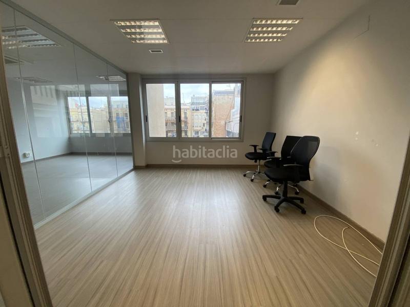 Foto 66d57668-3fa5-408d-b26e-94b2266e39c1. Location bureau dans comte borrell 60 dans Sant Antoni Barcelona