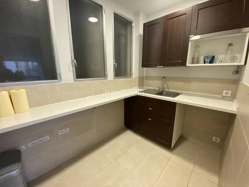 Foto 781fe3b4-c248-4bbe-aee9-70d87abf3714. Location bureau dans comte borrell 60 dans Sant Antoni Barcelona