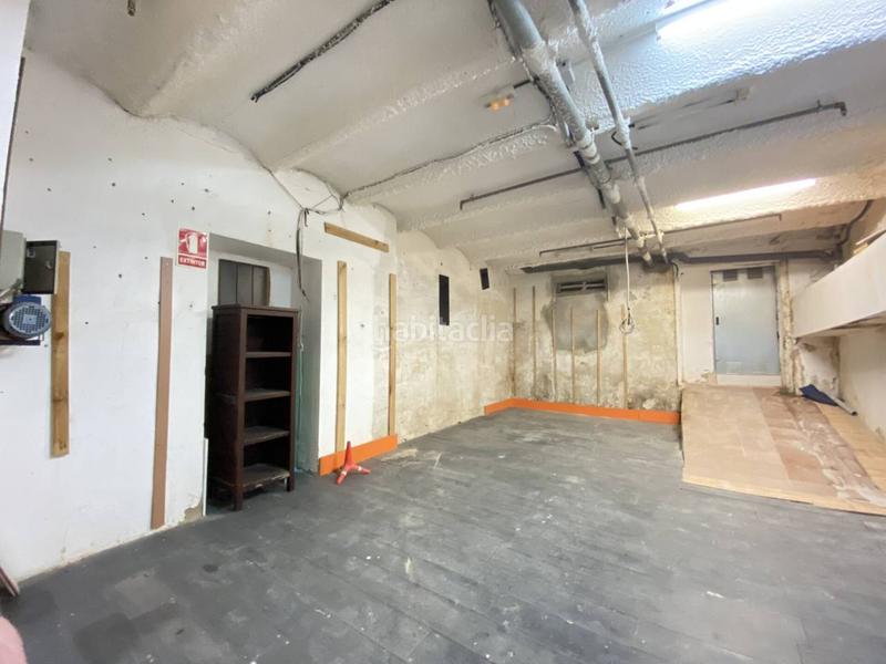 Foto 0be1f064-61c3-48d1-9853-e60949e592b3. Rent business premise in càceres 14 in Sants Barcelona