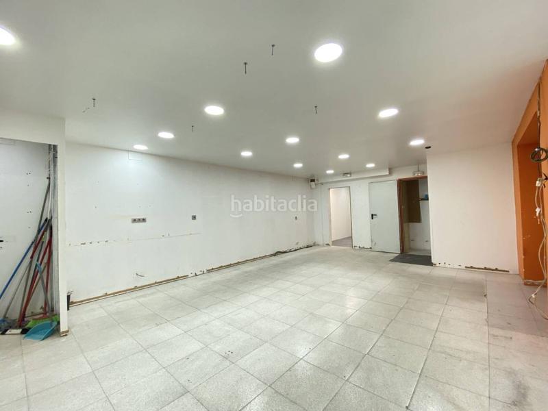 Foto 4a91c6f4-591f-4324-b5f8-45b570a64362. Rent business premise in càceres 14 in Sants Barcelona