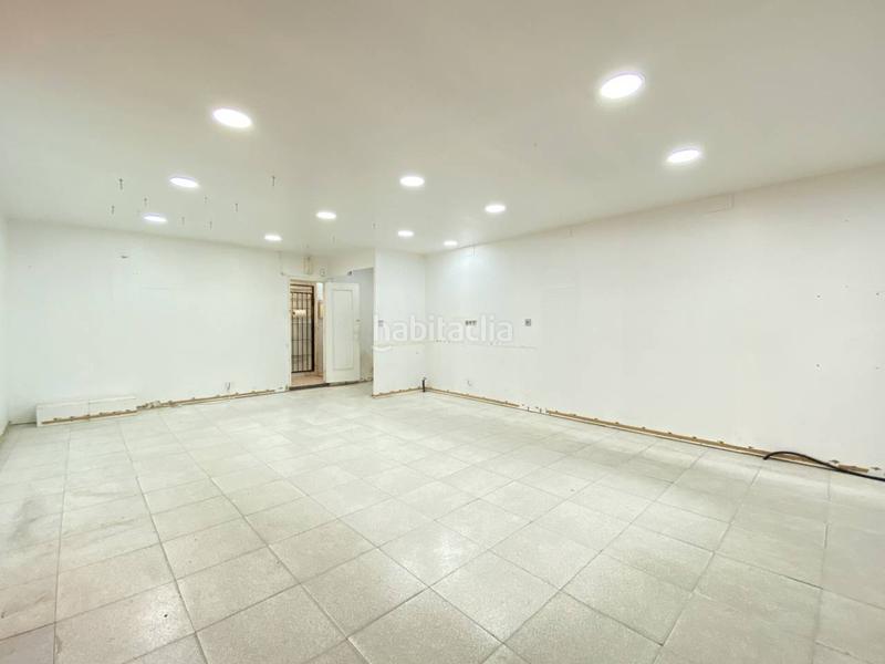 Foto a88d16bc-30a5-46d5-9fd8-08c6a5595217. Rent business premise in càceres 14 in Sants Barcelona