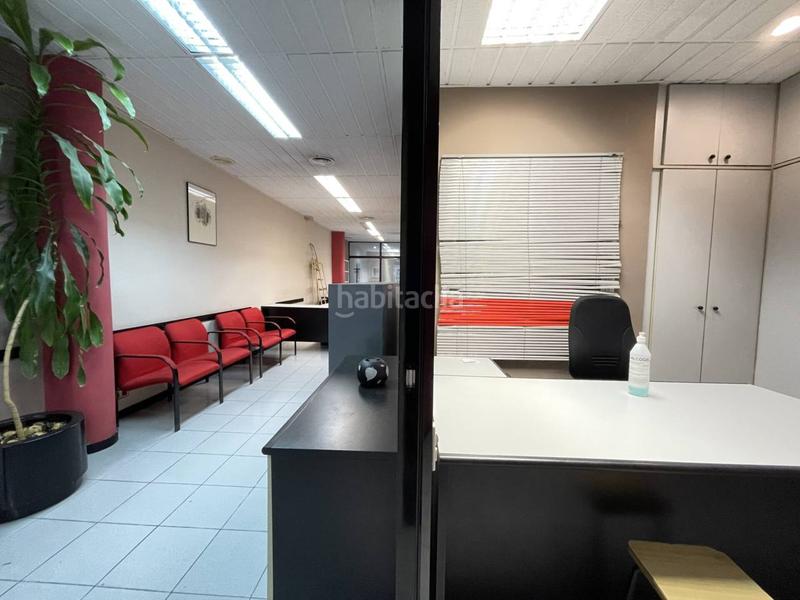 Foto 0a0c7b91-7d4d-41e5-86d8-f6f241a1a08e. Alquiler local comercial en banús 35 local en alquiler en santa coloma en Santa Coloma de Gramenet
