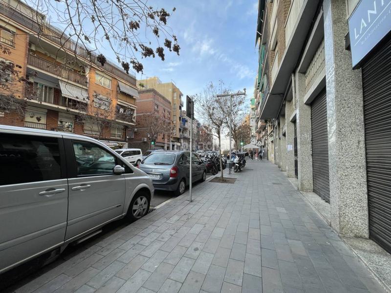 Foto 9a73c2f3-e648-433a-b181-0f63c47c092d. Alquiler local comercial en banús 35 local en alquiler en santa coloma en Santa Coloma de Gramenet