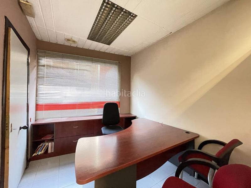 Foto fd434172-19f0-4511-942c-8dd06d0729f0. Alquiler local comercial en banús 35 local en alquiler en santa coloma en Santa Coloma de Gramenet