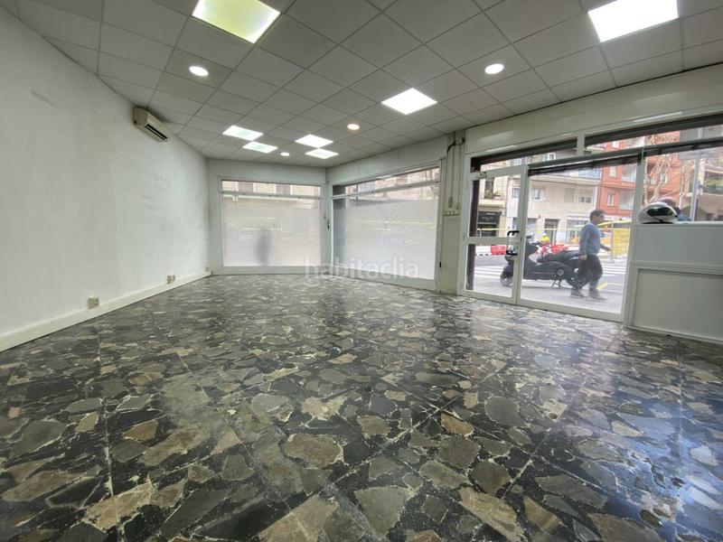 Foto e2cec2f7-15ed-42c3-8981-887ffaadef77. Alquiler local comercial en loreto 4 local en alquiler en les corts08029 en Barcelona