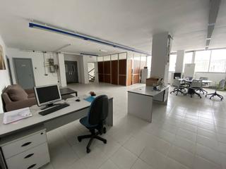 Oficina en Riereta 31