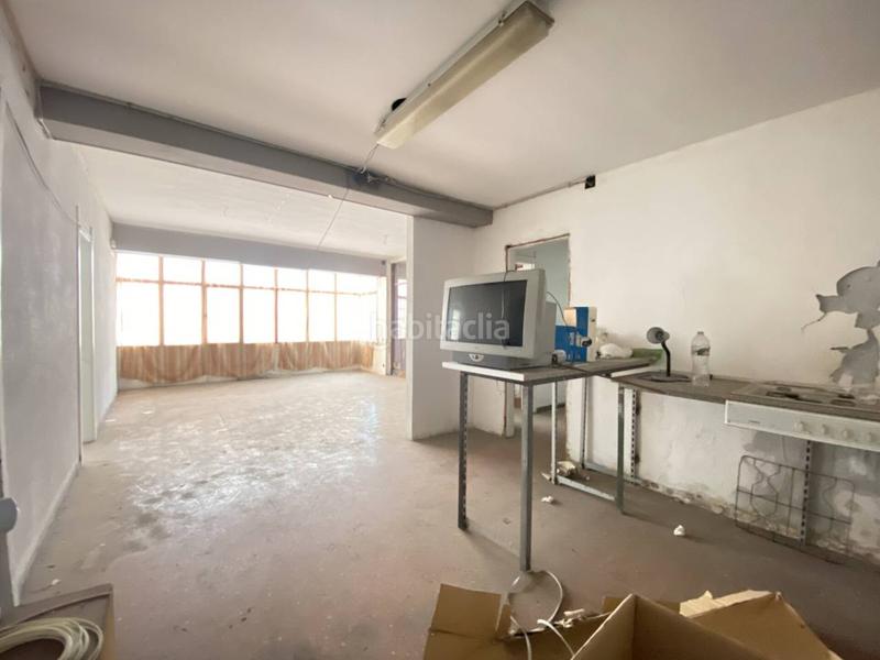 Foto 502112f0-9b6e-412b-9fa7-a449de325ec8. Rent office space in alfons xii 345 in Gorg Badalona