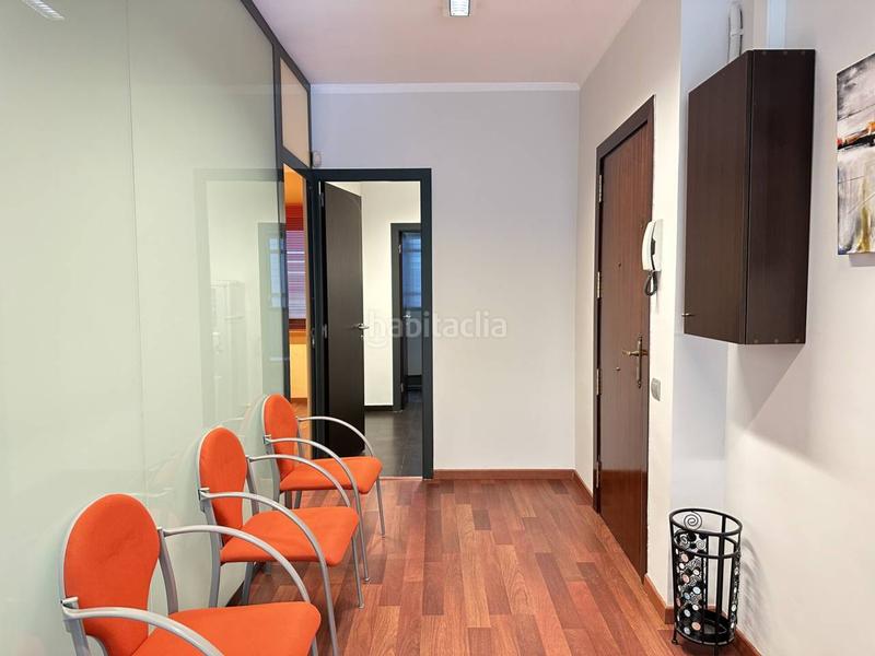 Foto 894e6bd8-5fce-475d-b48f-f38fe40dac9e. Alquiler oficina en meridiana 276 oficina en alquiler en La Sagrera08027 en Barcelona