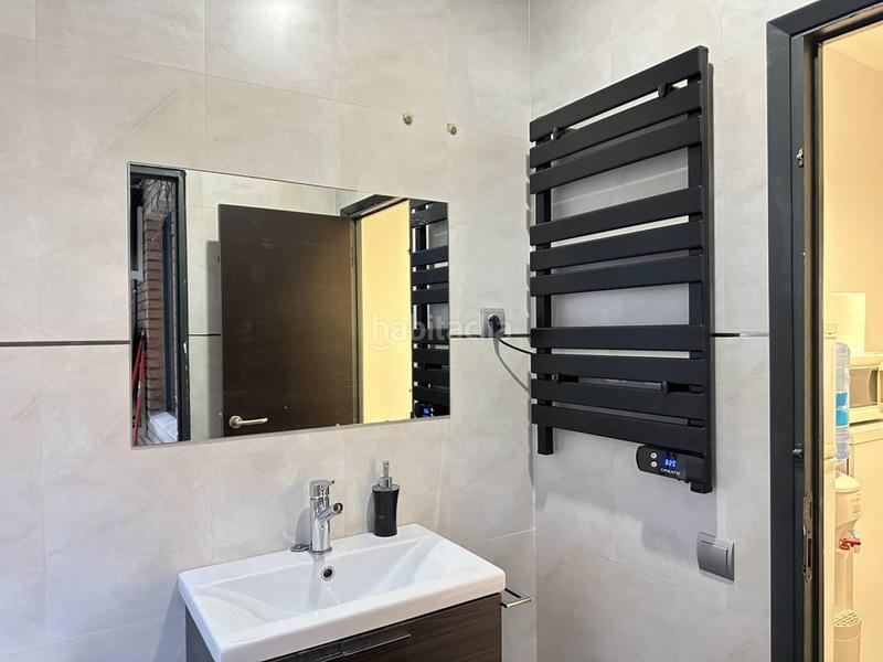 Foto ec3d39ce-f6b2-4edb-93ca-7a8de98c1b70. Rent office space in meridiana 276 in La Sagrera Barcelona