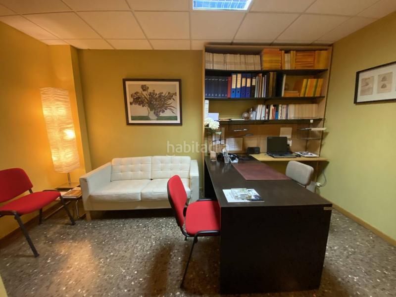 Foto 62f1ef05-4d08-4a45-a995-71f4d812ce8b. Lloguer oficina a La Bordeta Barcelona