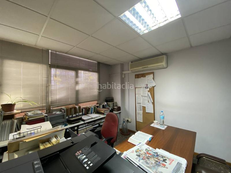 Foto 13f2ca72-a1ed-450c-ac98-5ec826176a0c. Location bureau dans La Bordeta Barcelona