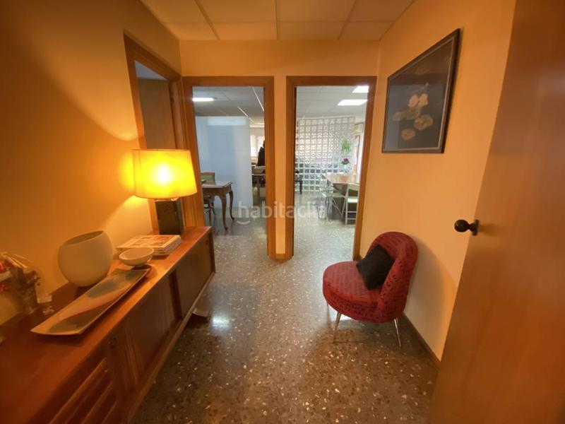 Foto 14788219-b0a9-40a8-9946-42770737b4fd. Miete büro in La Bordeta Barcelona