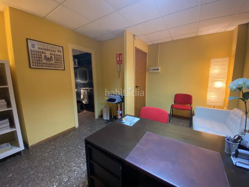 Foto 200866b1-1c2d-4f7f-9507-87e830ae449a. Miete büro in La Bordeta Barcelona