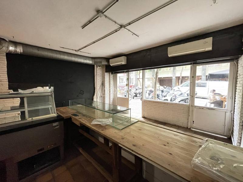 Foto 1a8066dd-ceb9-46f2-b3c0-38208be32015. Alquiler local comercial en amigo 35 local en alquiler en sant gervasi en Barcelona