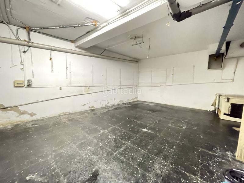 Foto 6b6ba6b3-16dd-4cf2-acc2-bb634641d854. Alquiler local comercial en amigo 35 local en alquiler en sant gervasi en Barcelona
