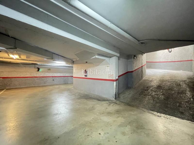 Foto 575fe257-8b3d-47e3-9fbf-51fb8418a518. Autoparkplatz in begur 11 in Sants-Badal Barcelona