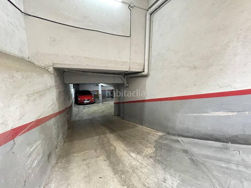 Foto 9ca170b3-1af8-4934-992e-797461340b20. Autoparkplatz in begur 11 in Sants-Badal Barcelona