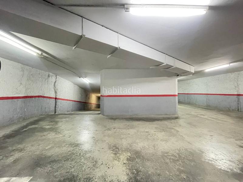 Foto b2074903-785d-4802-8270-6ae3f85ddc92. Autoparkplatz in begur 11 in Sants-Badal Barcelona