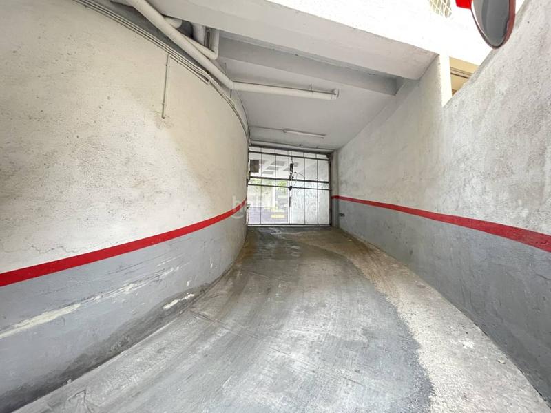 Foto ecfbdd6b-e812-405d-b5dc-3b85e1a76258. Autoparkplatz in begur 11 in Sants-Badal Barcelona