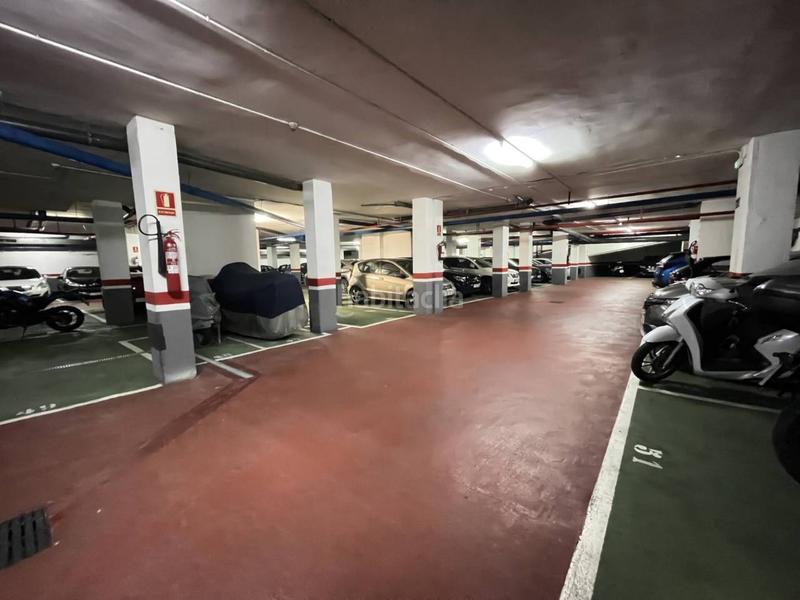 Foto a1d39e75-21b2-47ec-ac39-7bf154454c47. Alquiler parking coche en valencia 549 parking en alquiler en la dreta de leixample en Barcelona