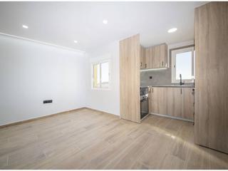 Attique à Baix Guinardó. Ático reformado a estrenar en venta!