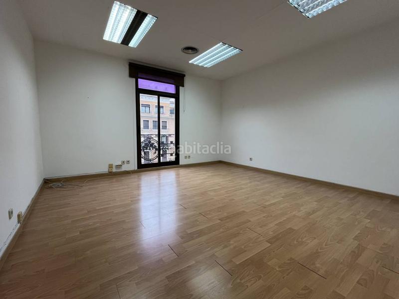 Foto 08154484-c224-4138-940b-f68fae031ea2. Alquiler oficina en universitat 33 oficina en alquiler en la dreta de leixample08007 en Barcelona