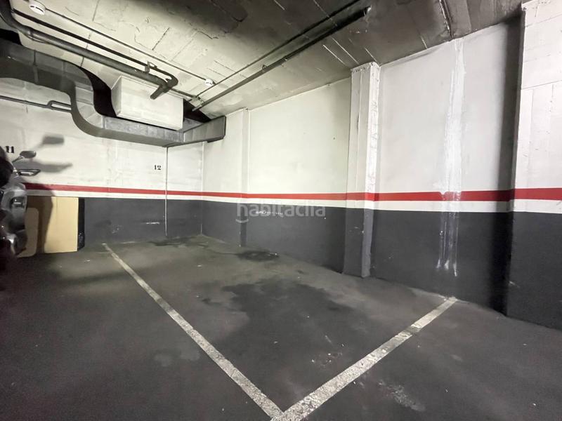 Foto b2208b65-01f8-49e6-99b1-3aaf722509a6. Parking coche en palomar 40 garaje en venta en sant andreu08030 en Barcelona