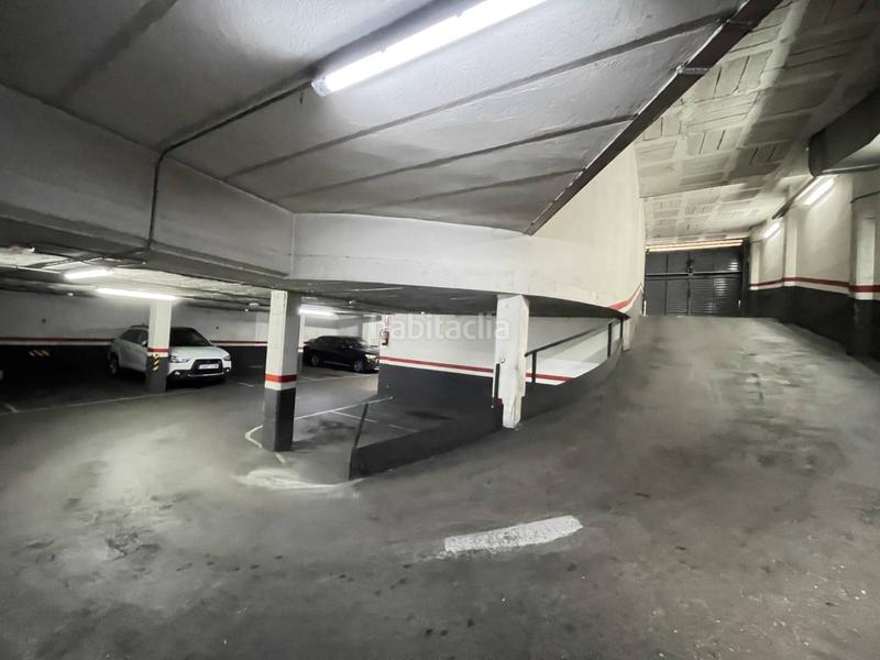 Foto c8f162fc-cebf-4730-9406-bab42516dfaf. Parking coche en palomar 40 garaje en venta en sant andreu08030 en Barcelona