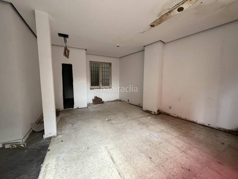 Foto 4a22cf4a-30f7-4525-8ec4-c782750419dd. Alquiler local comercial en dolors masferrer bosch 30 local en alquiler en les corts08028 en Barcelona