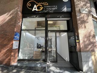 Rent Business premise  Dante alighieri. Local en alquiler en horta08032