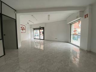 Location Bureau à Torres 49. Local en alquiler en roquetes08042