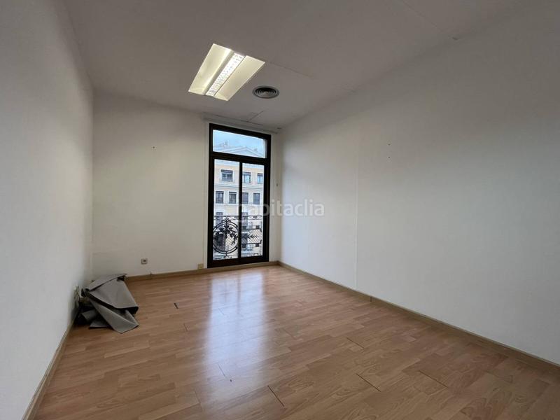 Foto 1bd52d88-d4c0-45e5-923d-621569b16548. Location bureau dans universitat 33 dans Dreta de l´Eixample Barcelona