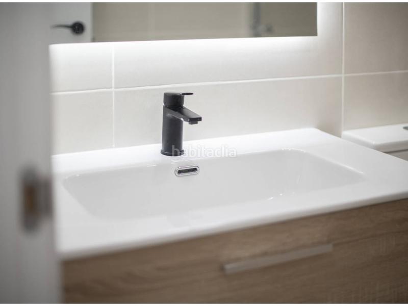 Foto 79e05c01-2e6c-40eb-8f25-4ec3b5552d02. Piso  en venta! en Guinardó Barcelona