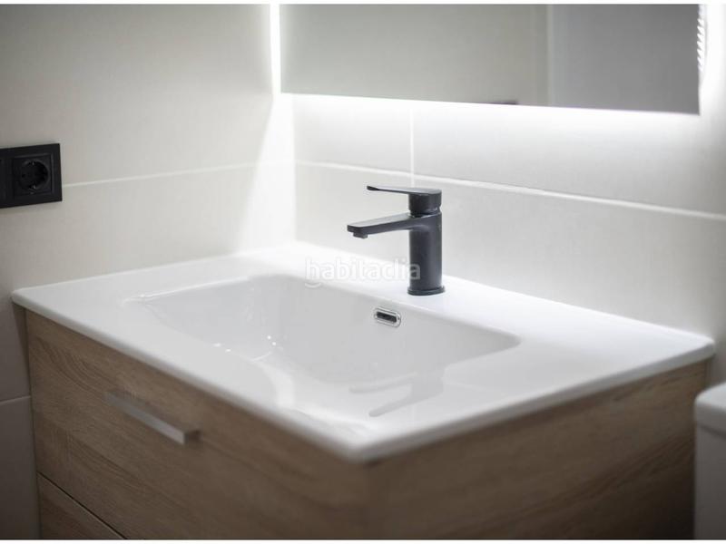 Foto 8a5a43ec-7240-4004-862d-0f4081781c8f. Piso  en venta! en Guinardó Barcelona