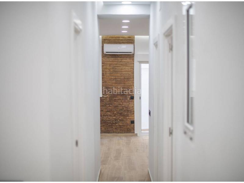 Foto 9ff30a45-d88b-429f-94c9-4b473ae10c6e. Piso  en venta! en Guinardó Barcelona