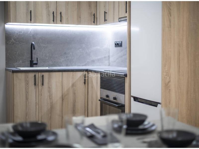 Foto d8d38578-cbcd-49ff-a584-83eb4db3d842. Piso en cienfuegos 4 piso en venta en La Sagrera08027 en Barcelona