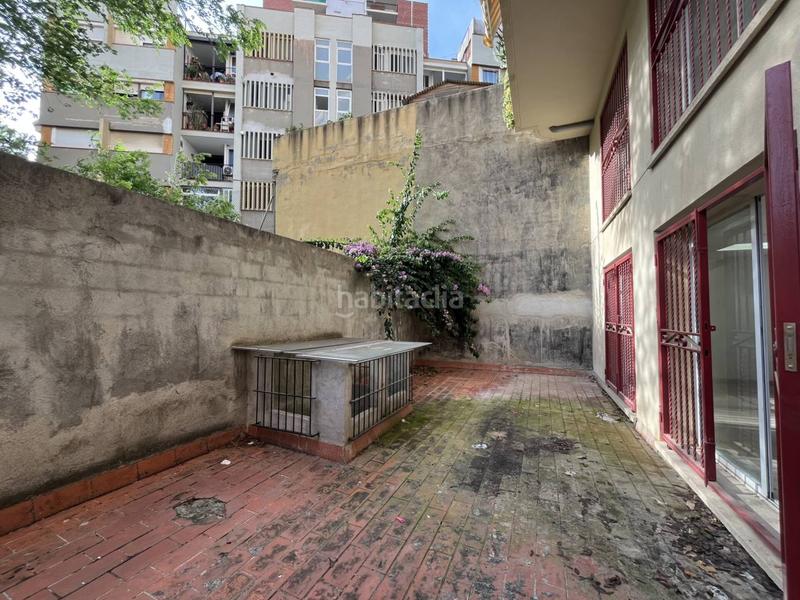 Foto 5cf6f061-adb4-459c-bbca-94dab39a4999. Affitto locale commerciale in mare de déu de port 385 in Barcelona