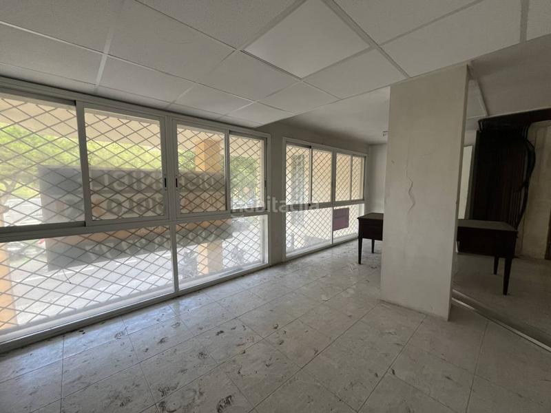 Foto 134d5d9f-3f76-4a2c-9961-d1403fb5fbdd. Rent business premise in mare de déu de port 385 in Barcelona