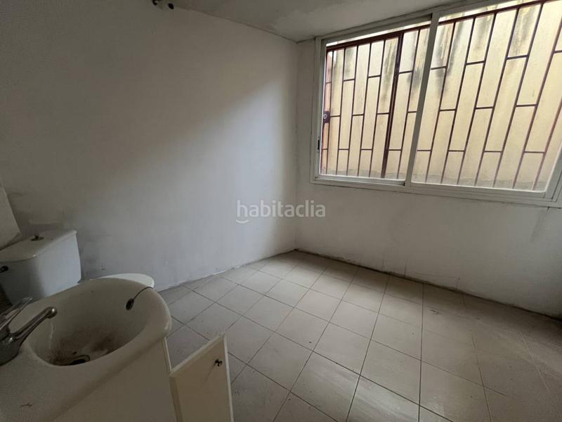 Foto e46c8788-0fcb-455e-9bb1-a6db9fc6be1e. Rent business premise in mare de déu de port 385 in Barcelona