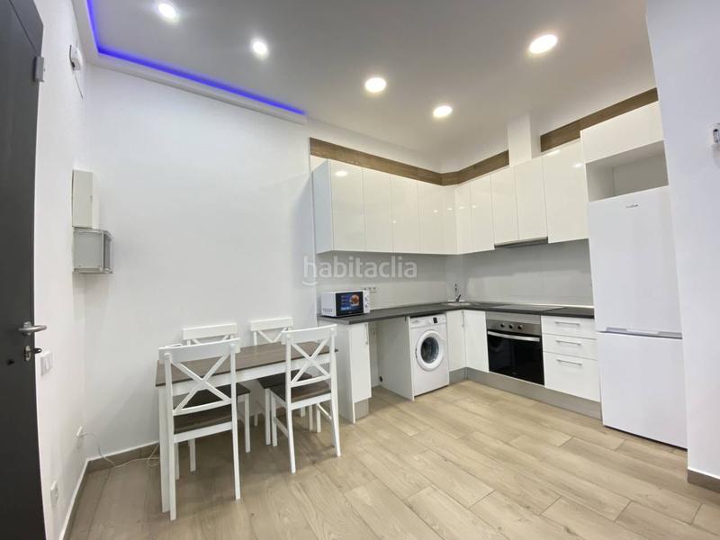 Foto 4baa67c1-4a02-42d9-9b1a-6ffecd8d9fd7. Estudio  en venta en la Prosperitat08016 en Barcelona