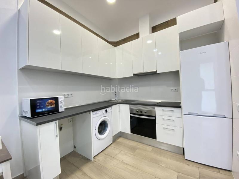 Foto 7b545893-18aa-4f1c-ac8e-0f0520717c98. Estudio  en venta en la Prosperitat08016 en Barcelona