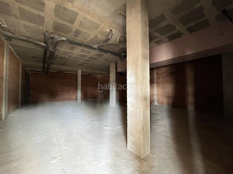 Foto ae66defd-6683-43d4-976b-ba70d1808cea. Lloguer local comercial a pi i margall 11 a Gorg Badalona