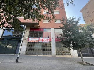 Lloguer Local Comercial a Selva de mar 175. Local en alquiler en sant martí de provençals08020