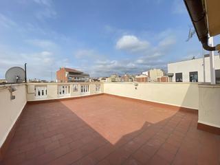 Rent Penthouse  Sant hipolit. Ático en alquiler!!